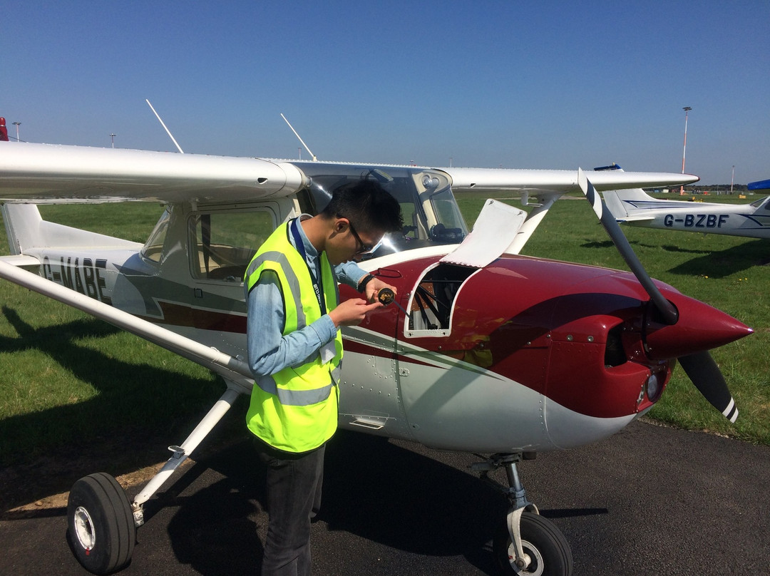 Yorkshire Aero Club景点图片