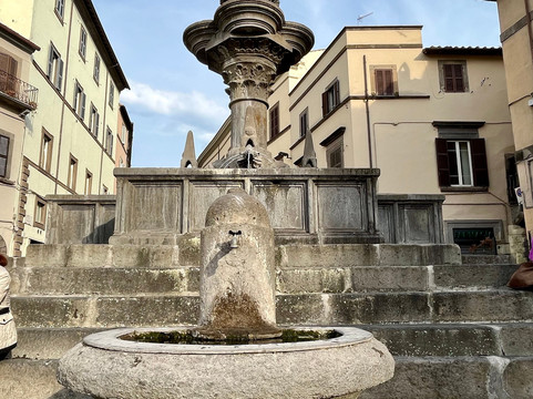 Fontana Grande-维泰博必去景点