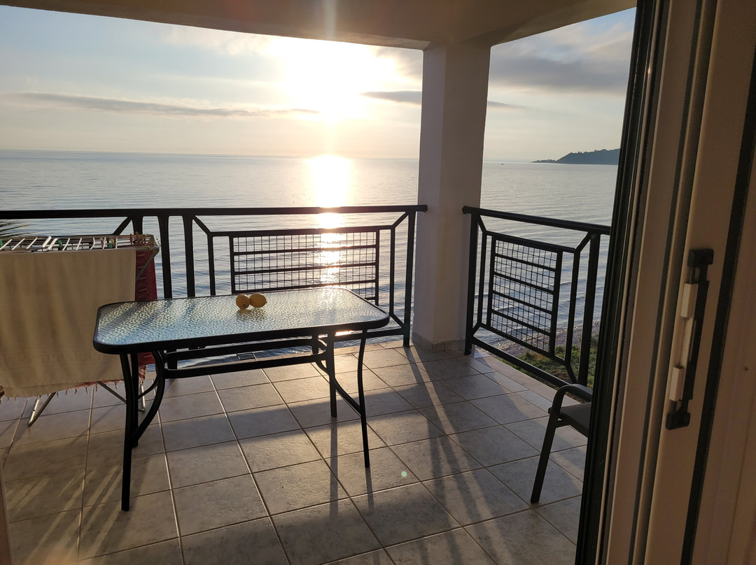 Sea View Hotel主图