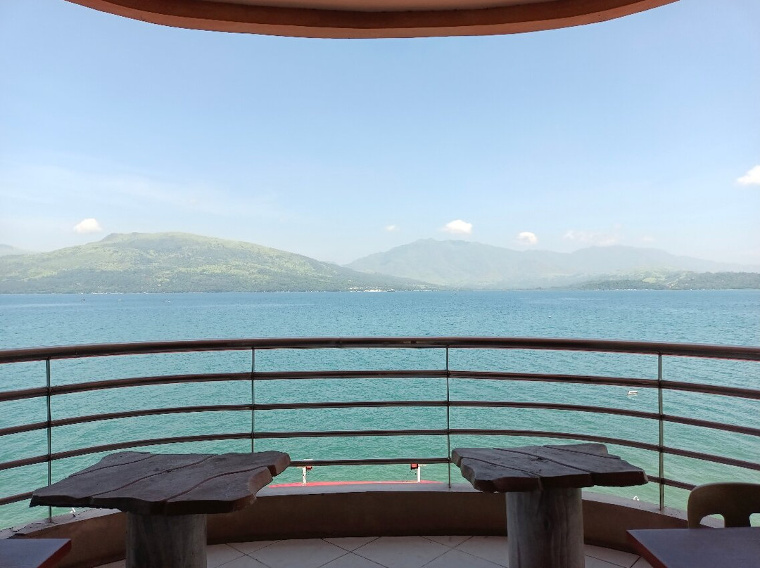 RedDoorz Plus @ Seaborne Hotel Subic Zambales