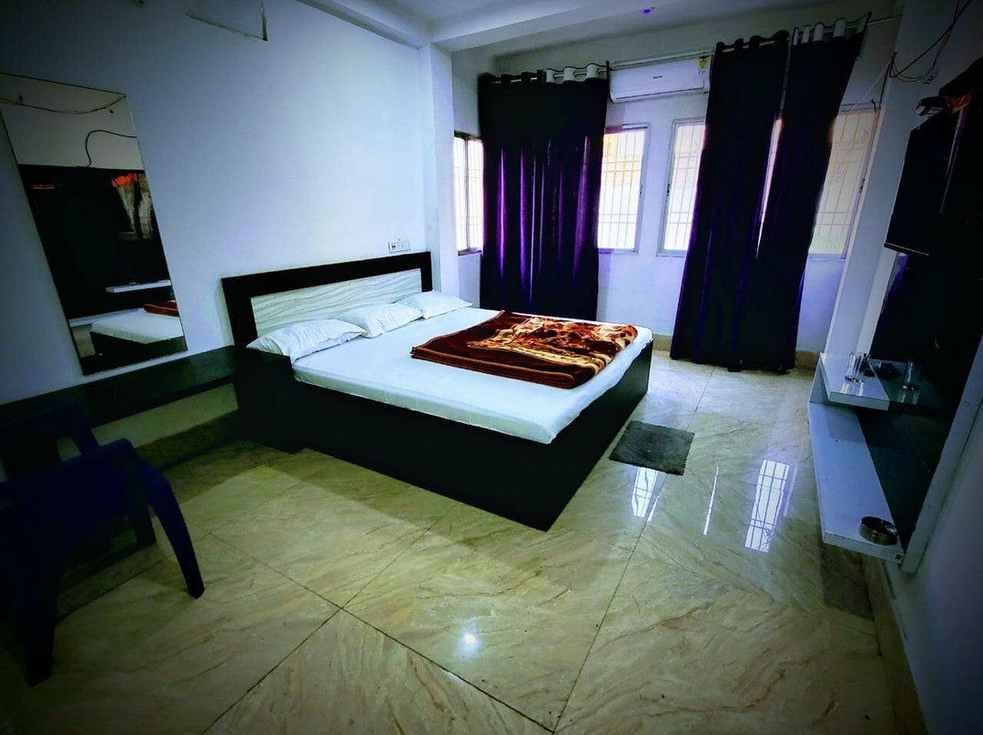 Hotel Gangotri Inn