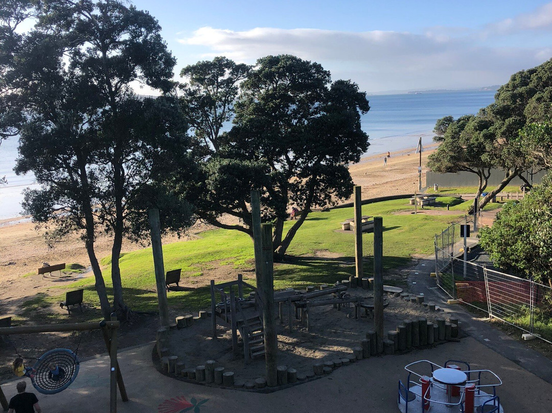 Takapuna Beach Playground景点图片