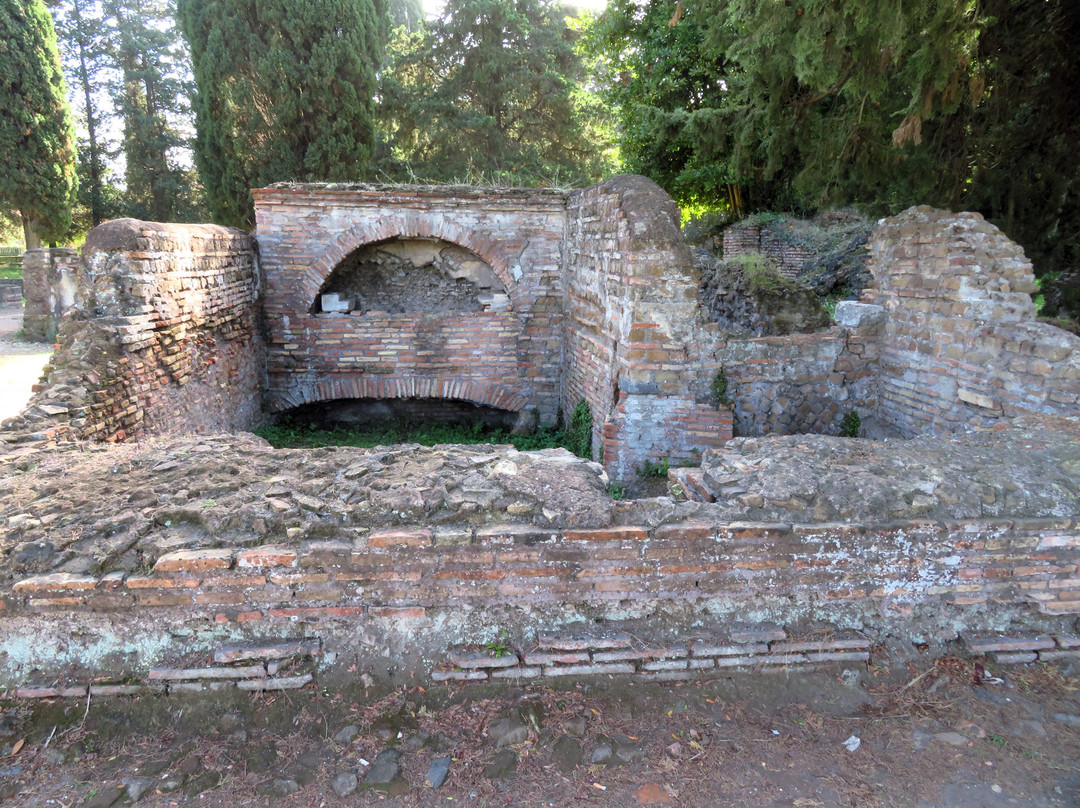 The Via Ostiensis Necropolis景点图片