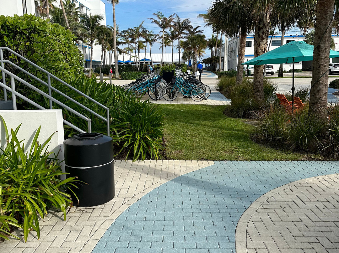 Plunge Beach Resort主图