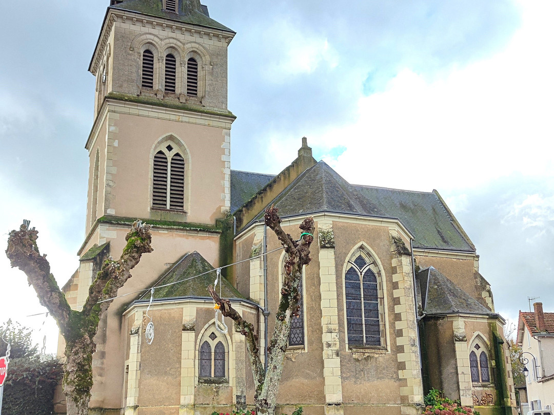 Église Saint-Martin de Moussac景点图片