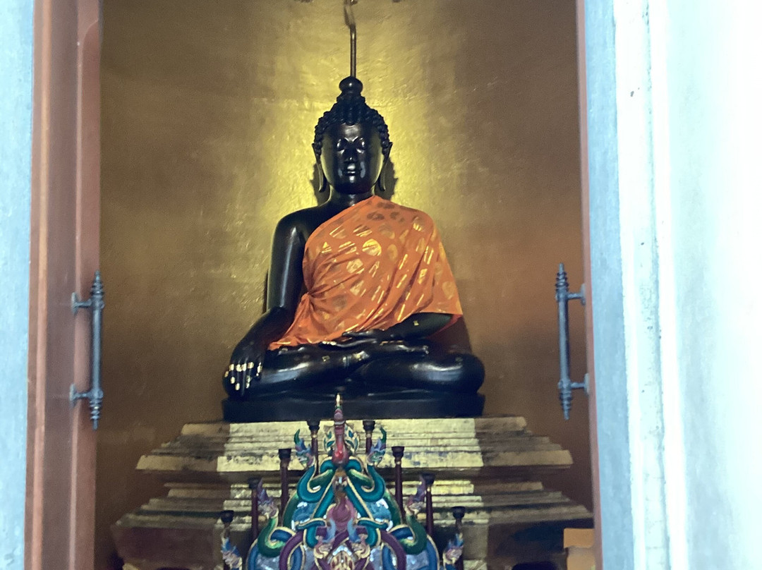 Wat Analayo Thipphayaram-帕夭必去景点