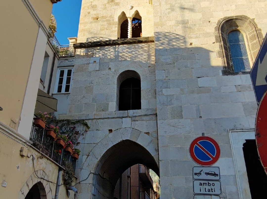 Chiesa di Santa Maria in Piazza-丰迪必去景点