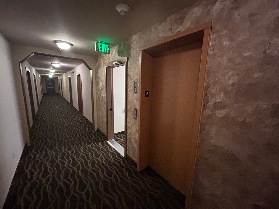 The Sunset Inn主图