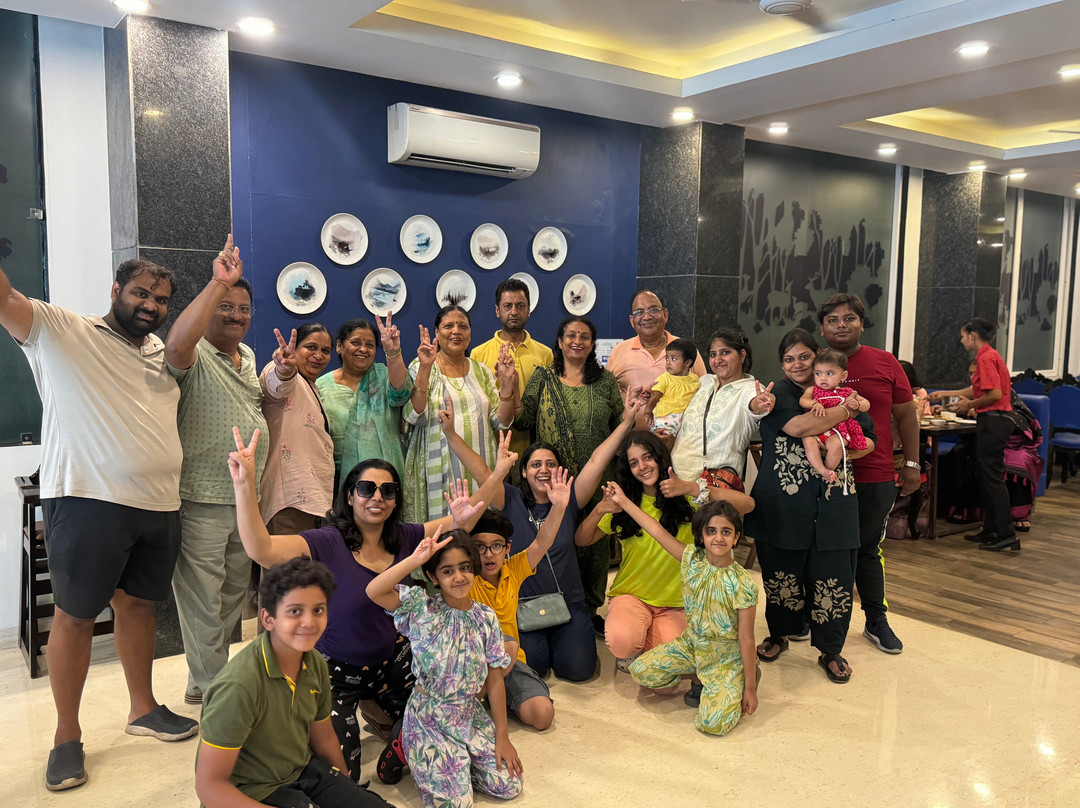 N3N Ganga Retreat by Stotrak主图