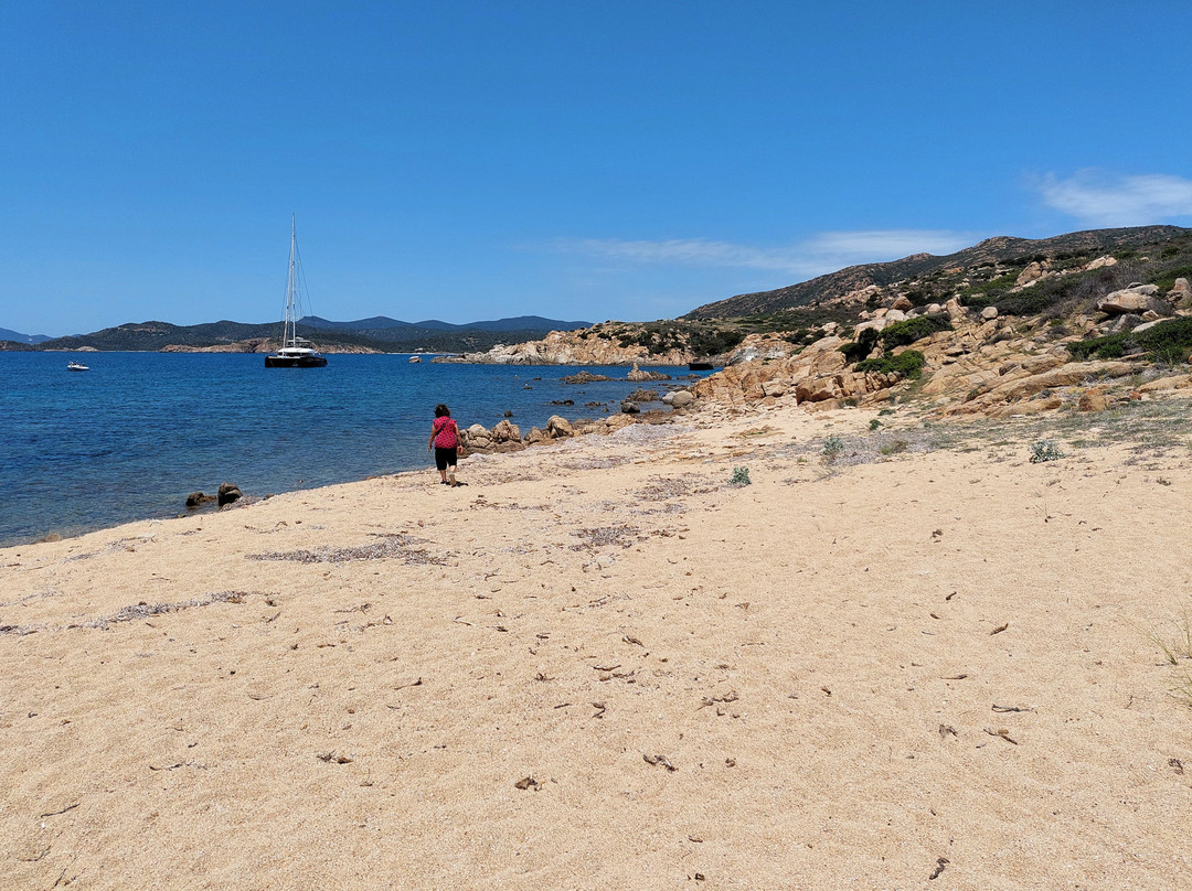 Spiaggia di Ferraglione-Teulada必去景点