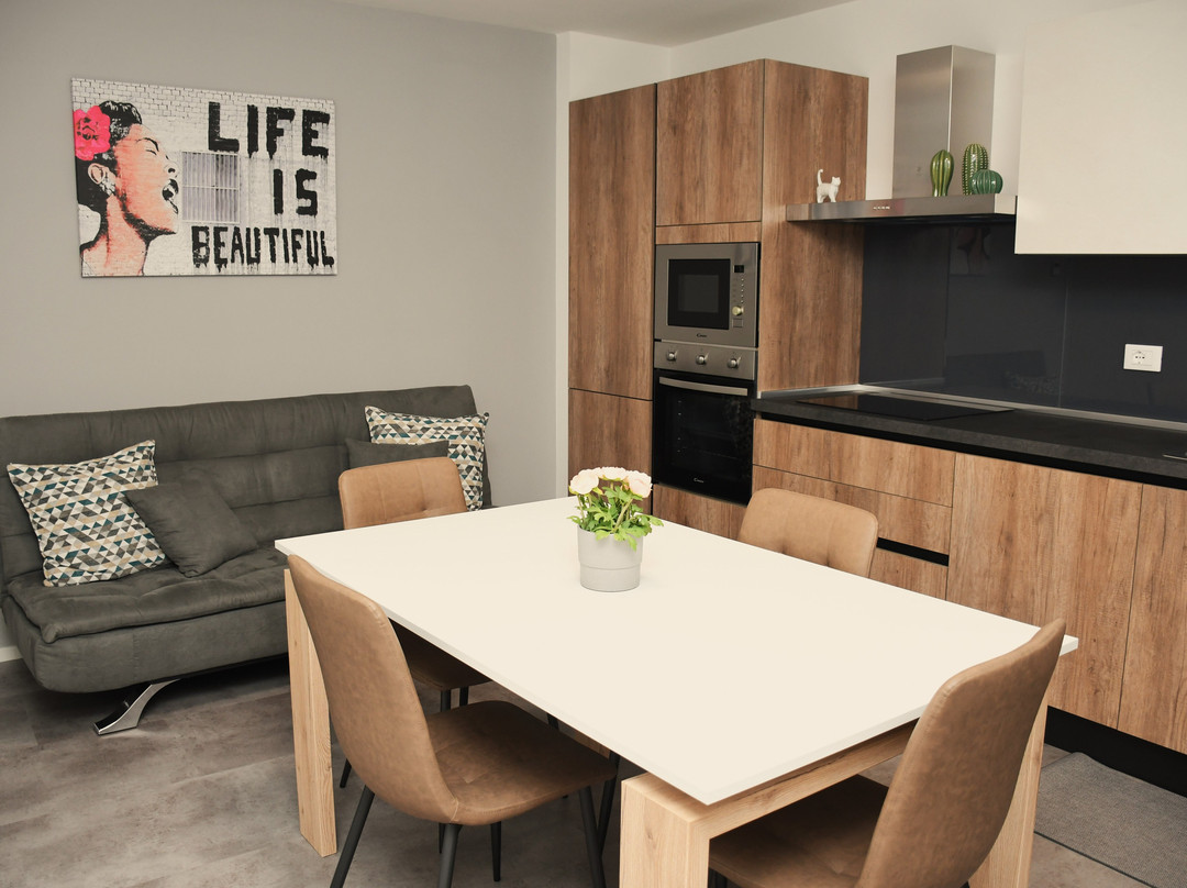 Habitat Apartments & Rooms