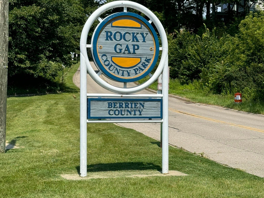 Rocky Gap County Park-Benton Harbor必去景点