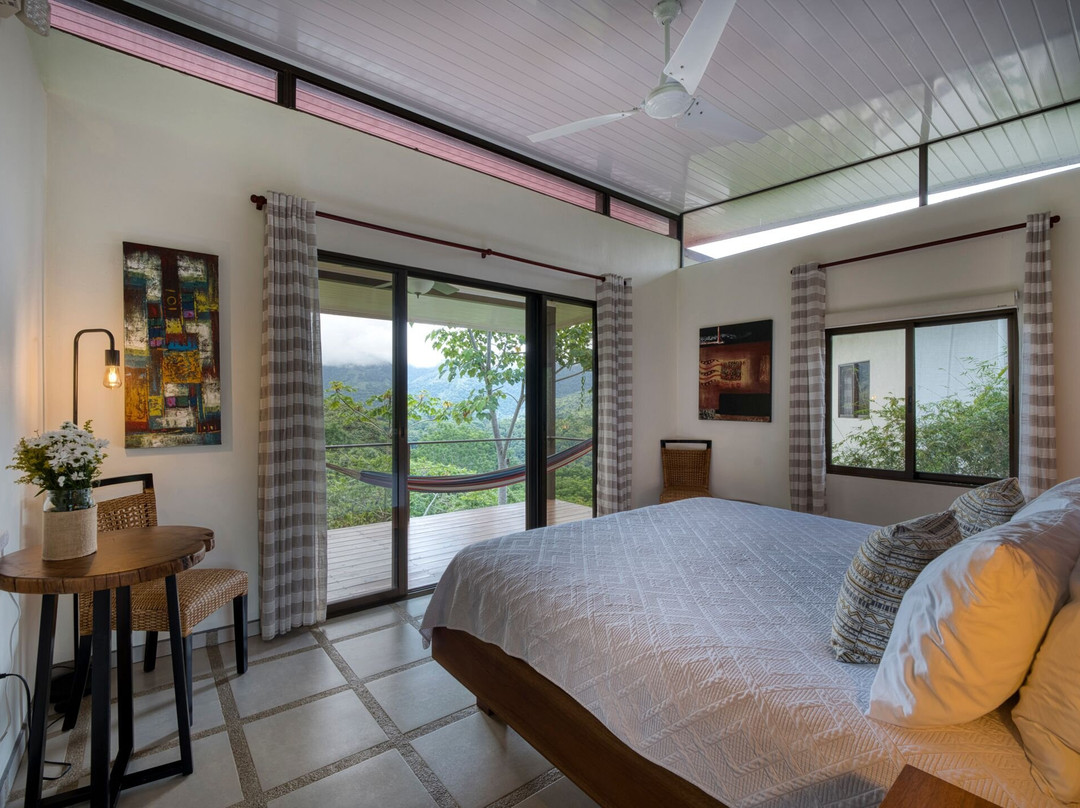 Natures Edge Boutique Hotel主图