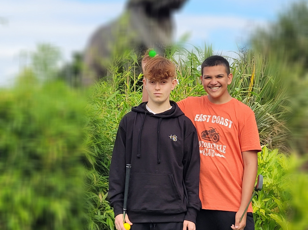 Dinosaur Escape Adventure Golf-Northolt必去景点