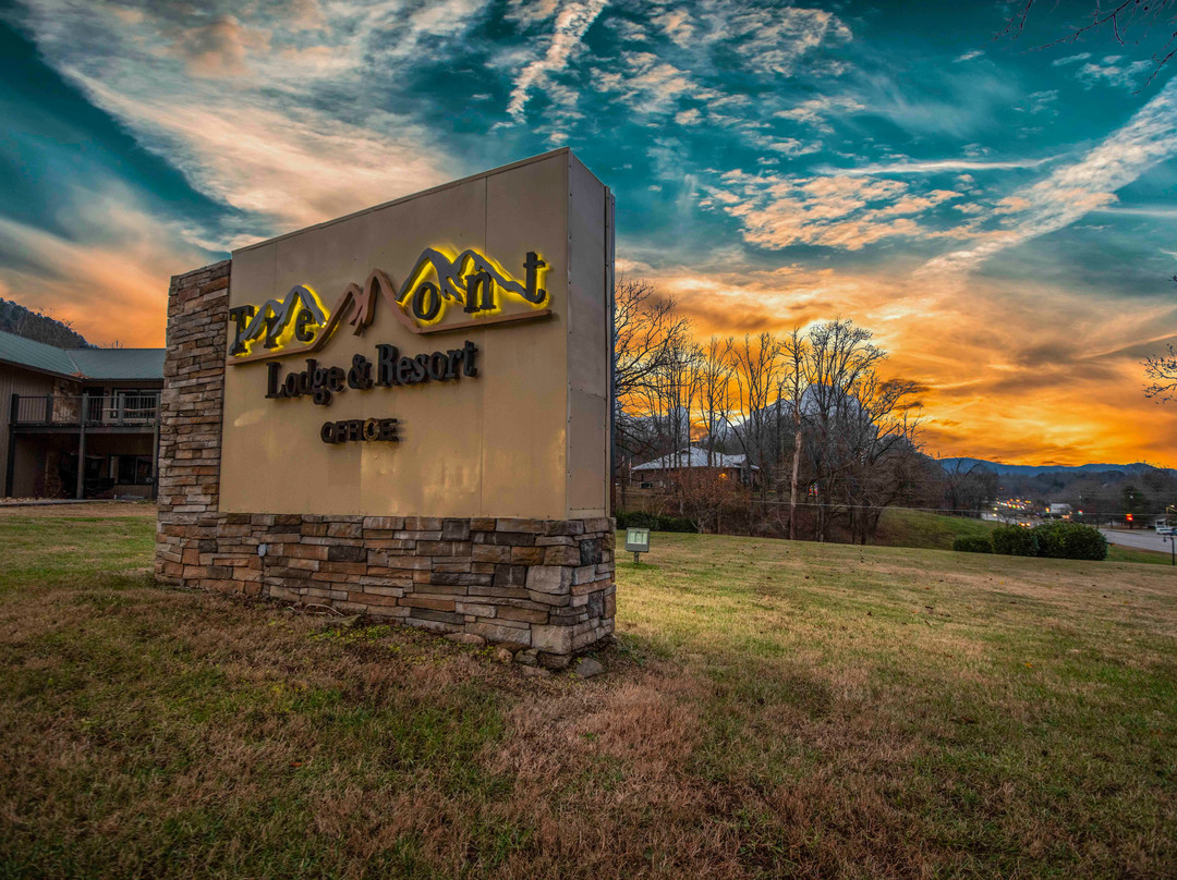 Tremont Lodge And Resort