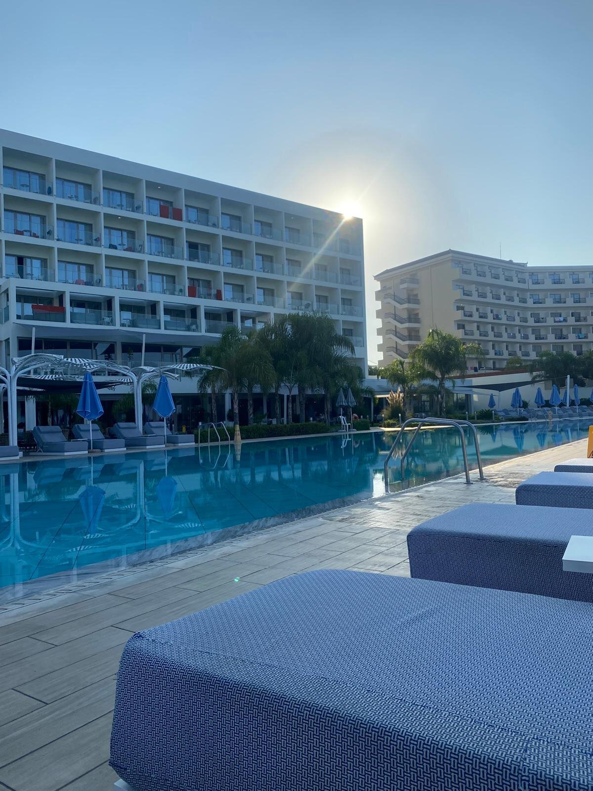 Ivi Mare - Designed For Adults, by Louis Hotels-泳池