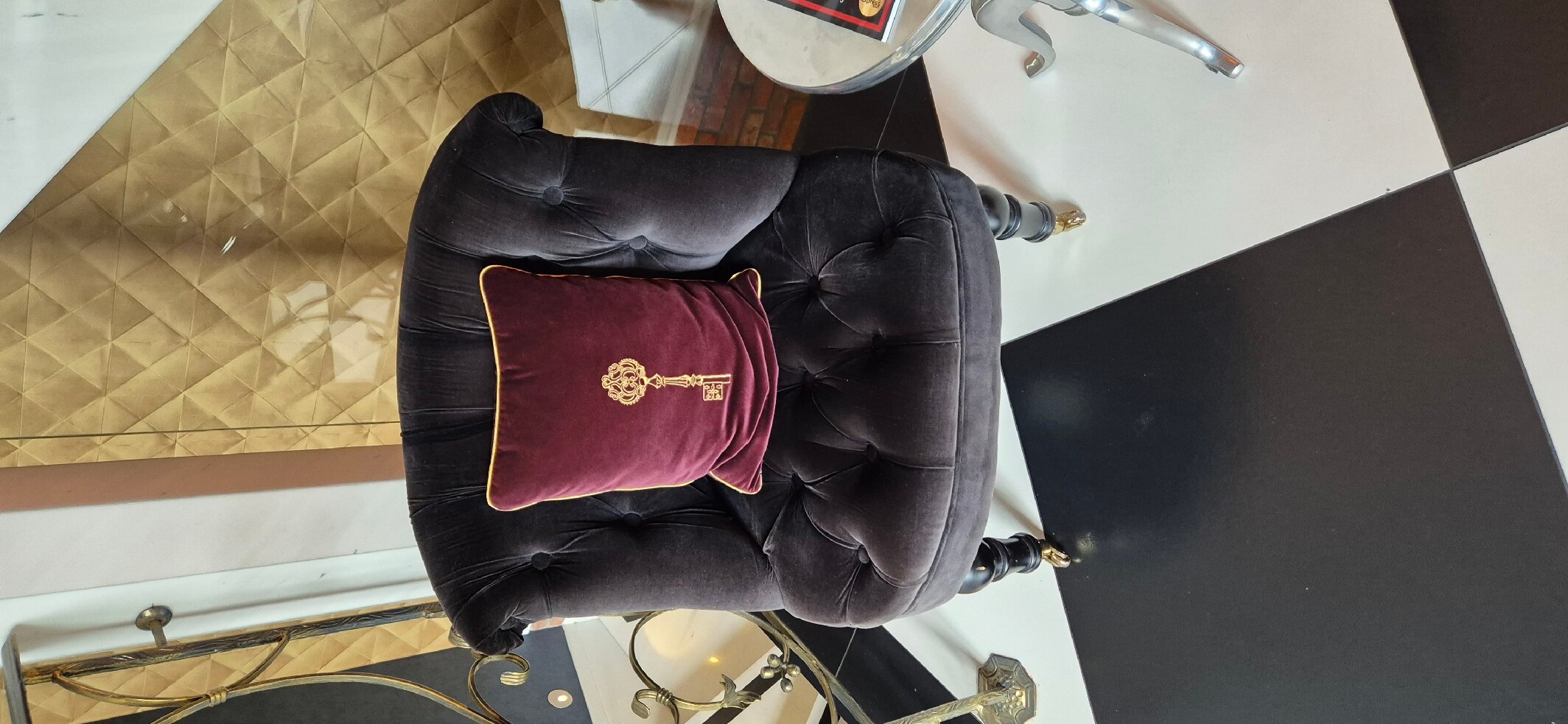 Hotel Quadrille Relais & Chateaux-官方