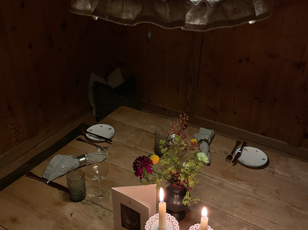 Restaurant 1617