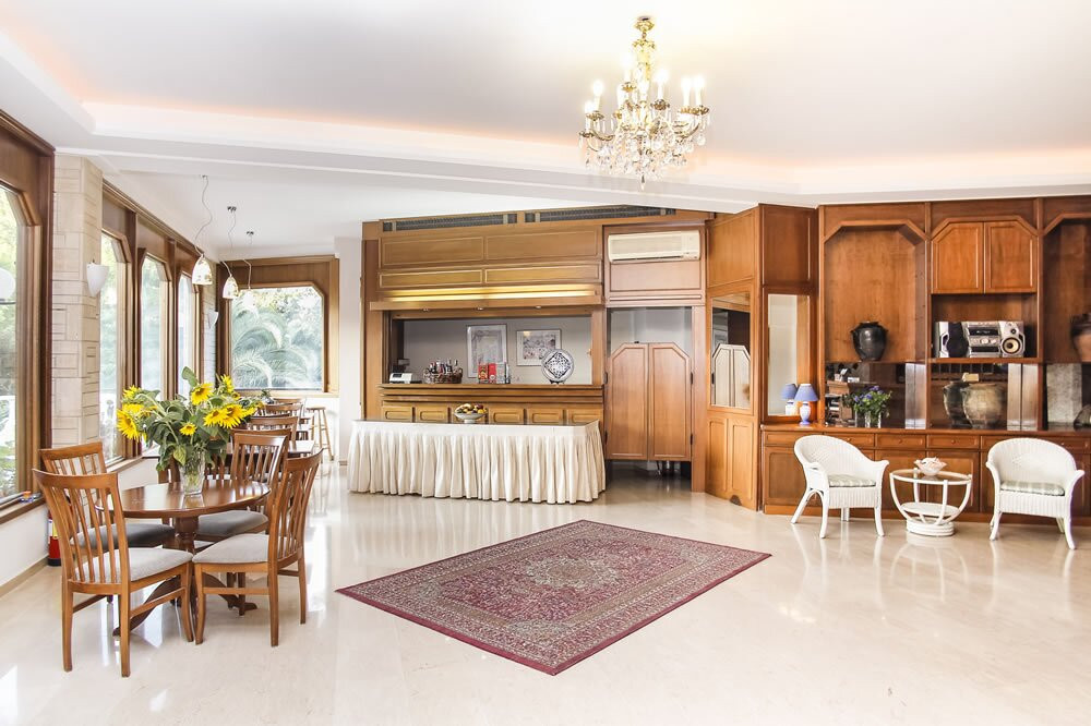 Hotel Alexandros主图