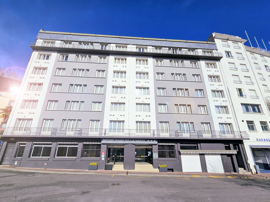 萨尔特巴黎圣母院酒店主图