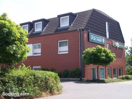 伊瑟哈根健身公园酒店主图