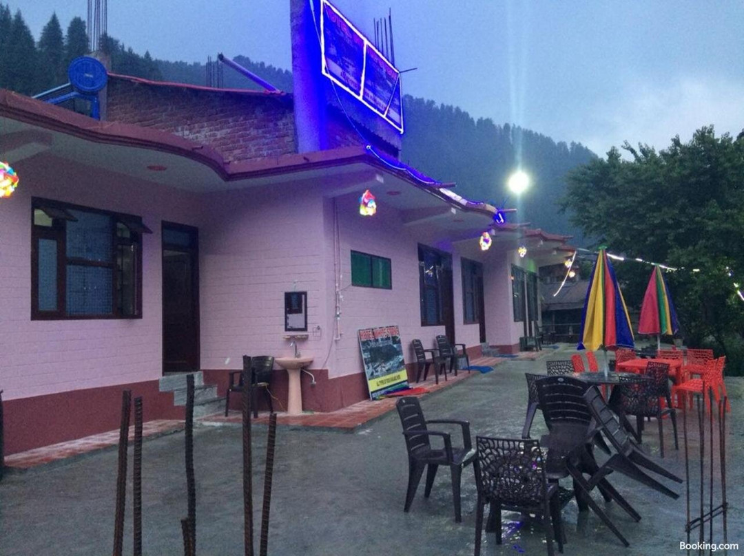 Hotel White Stone主图