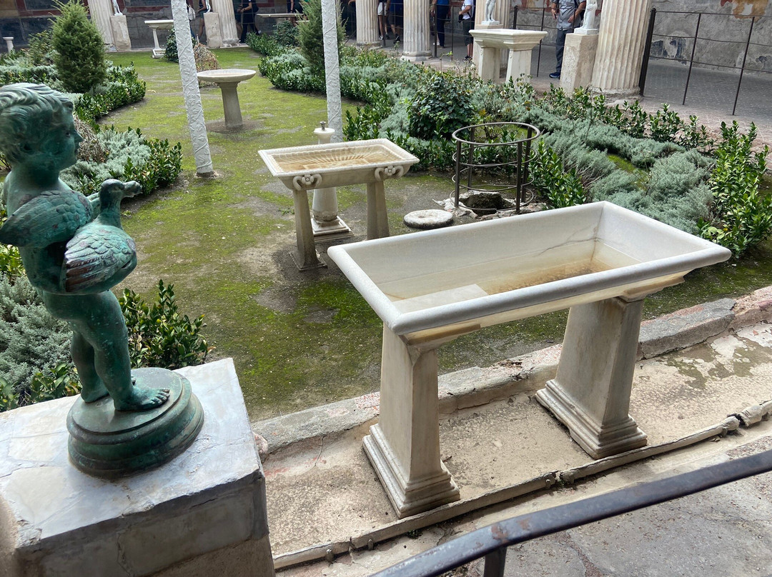 Exclusive Limousine  Service Positano-波西塔诺必去景点