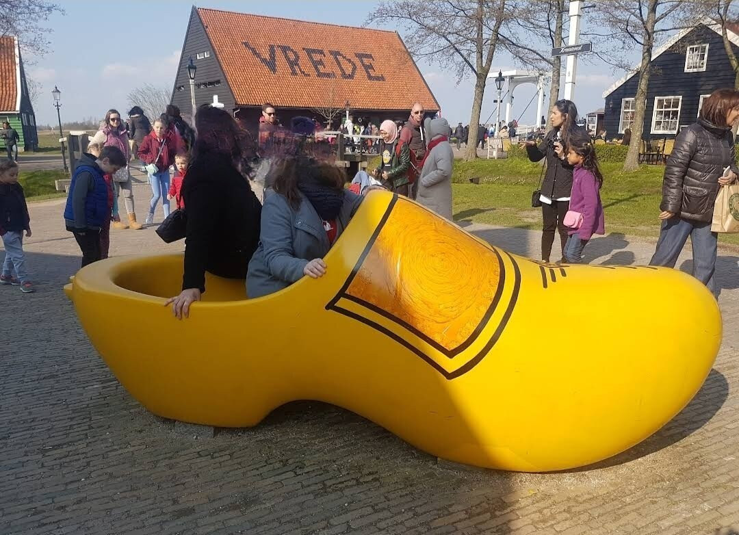 Wooden Shoe Factory Marken-马尔肯必去景点