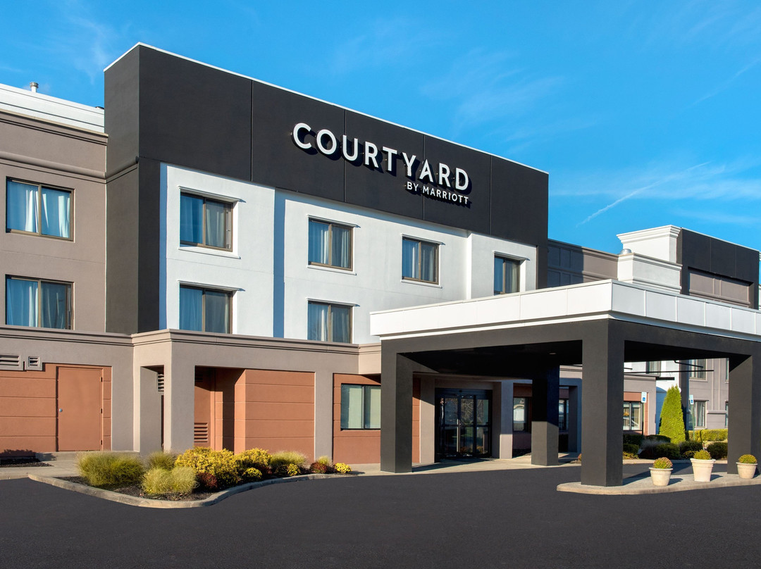 纽堡斯图尔特机场万怡酒店主图