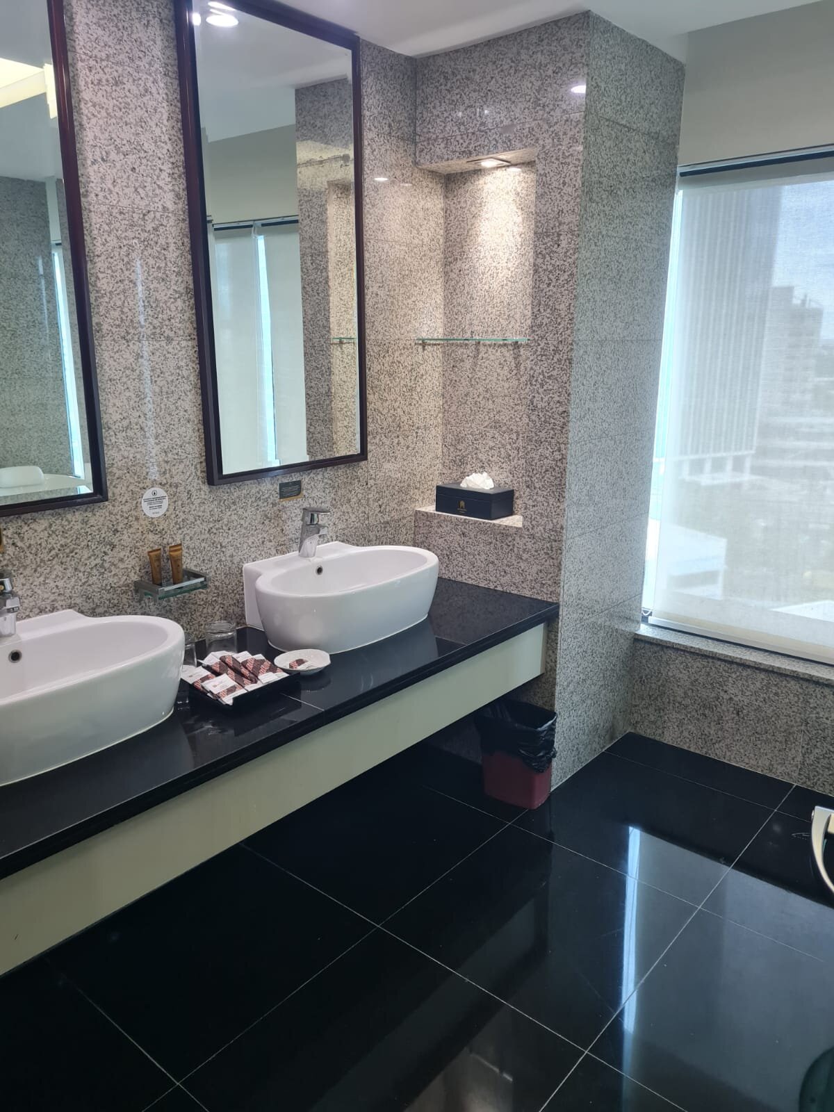 曼哈顿酒店-浴室