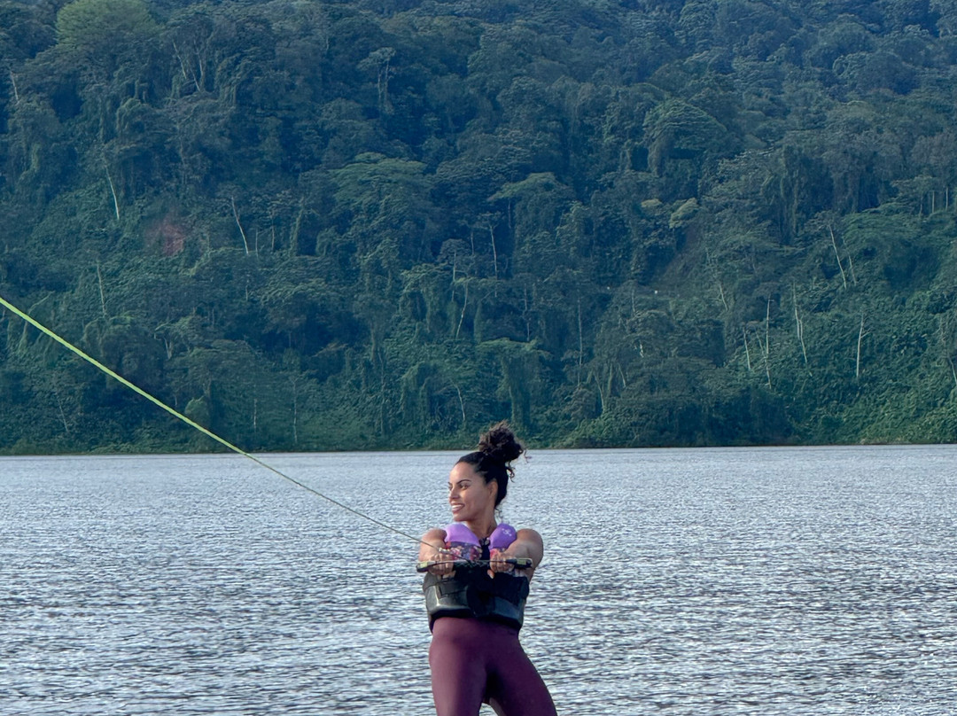 Volcano Watersports. Wakeboard, Wakesurf, Waterski, Tubing.景点图片