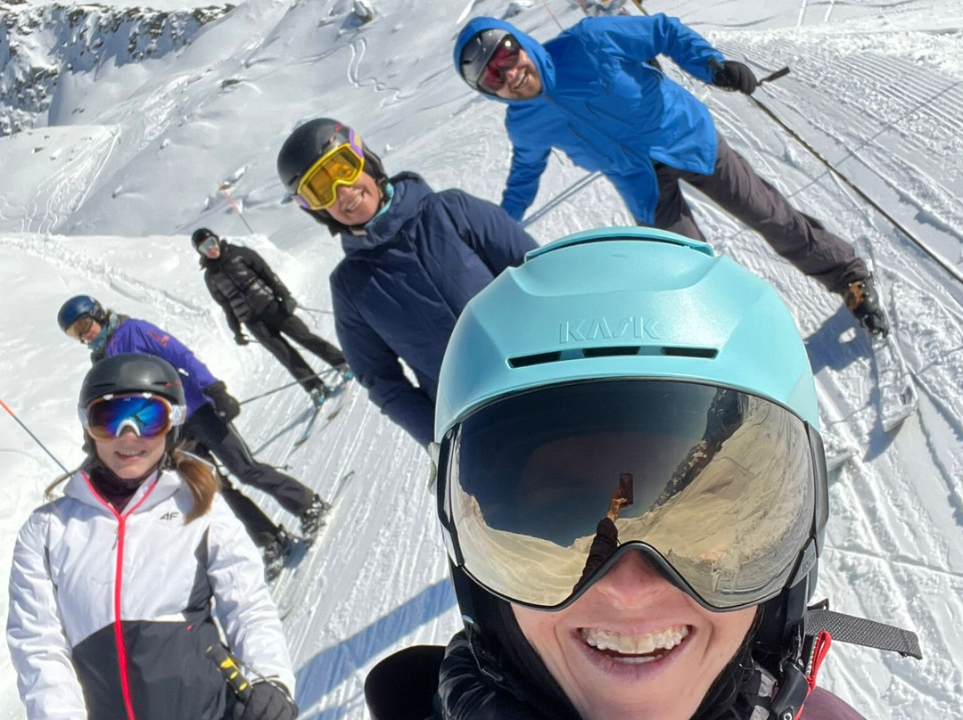 Element Ski School-韦比尔必去景点