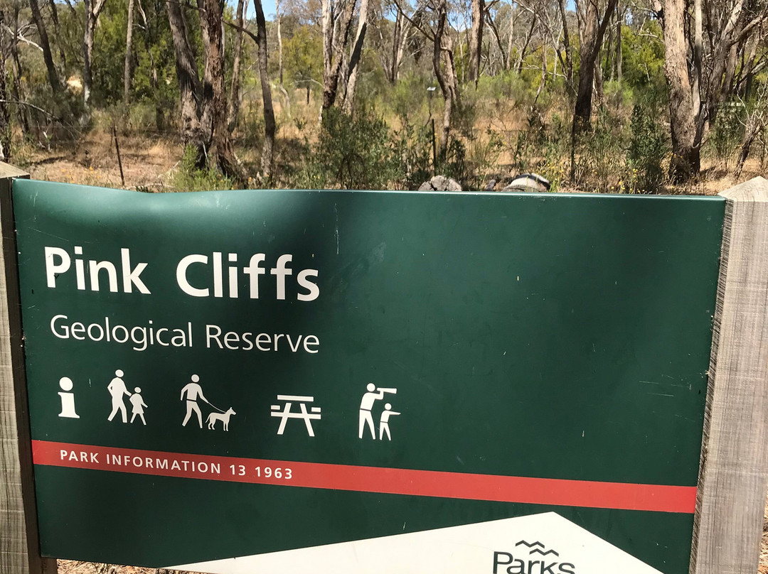 Pink Cliffs-Heathcote必去景点