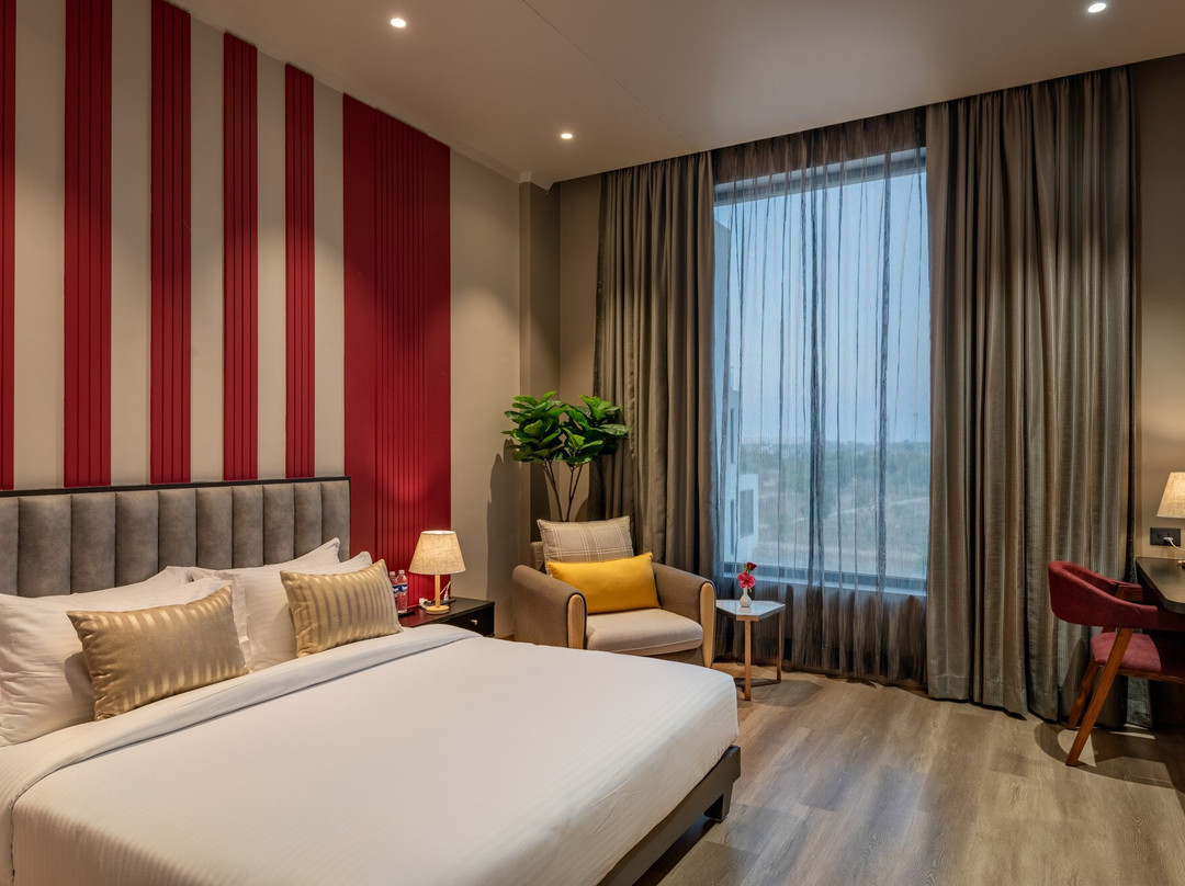 The Nest Luxury Resort主图