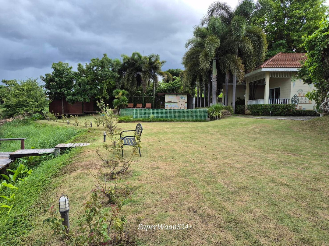 Ruen Maihom Riverside Cottage主图