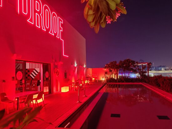 Radisson Red Dubai Silicon Oasis主图