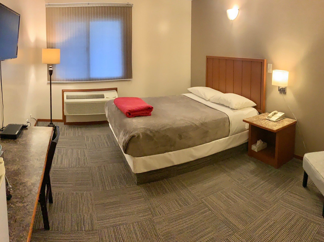 Queen Bee Hotel主图