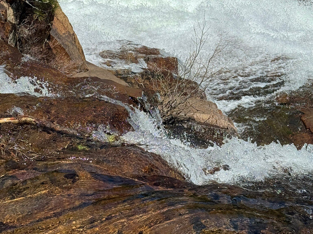 Glen Alpine Falls-南太浩湖必去景点