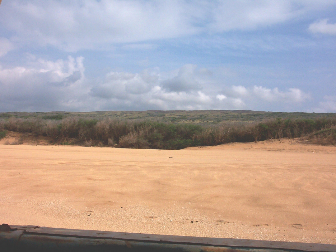 波利胡亚海滩-拉奈岛必去景点