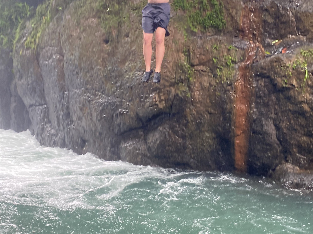 Tropical Waterfalls Tour景点图片