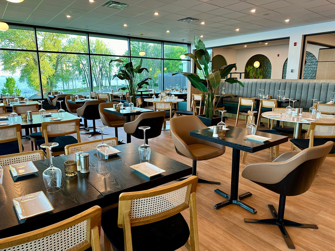 三河市餐馆和美食-Restaurant Le Rouge Vin