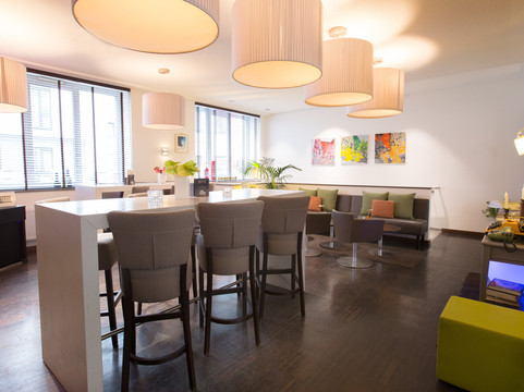 加纳酒店柏林-米特区主图