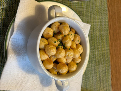 克罗尔酒店主图