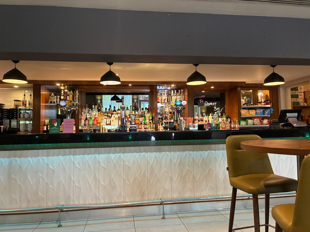 阿伯丁机场蓟酒店主图