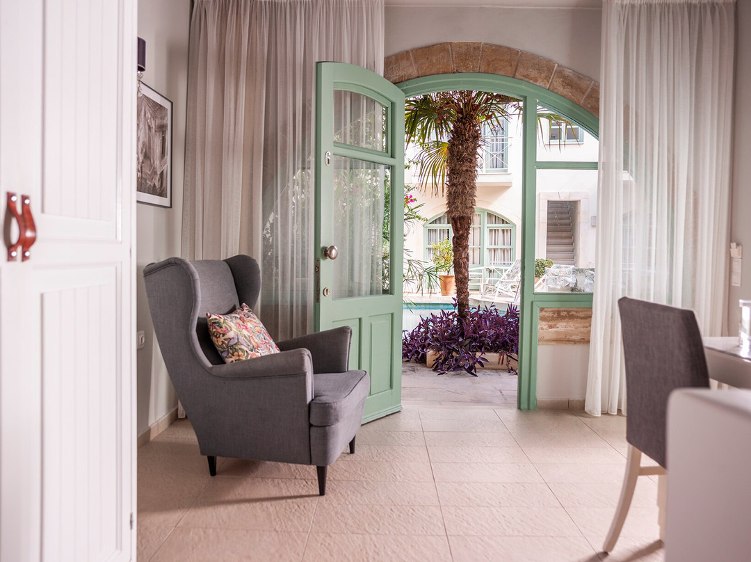 Mythos Suites Boutique Hotel主图