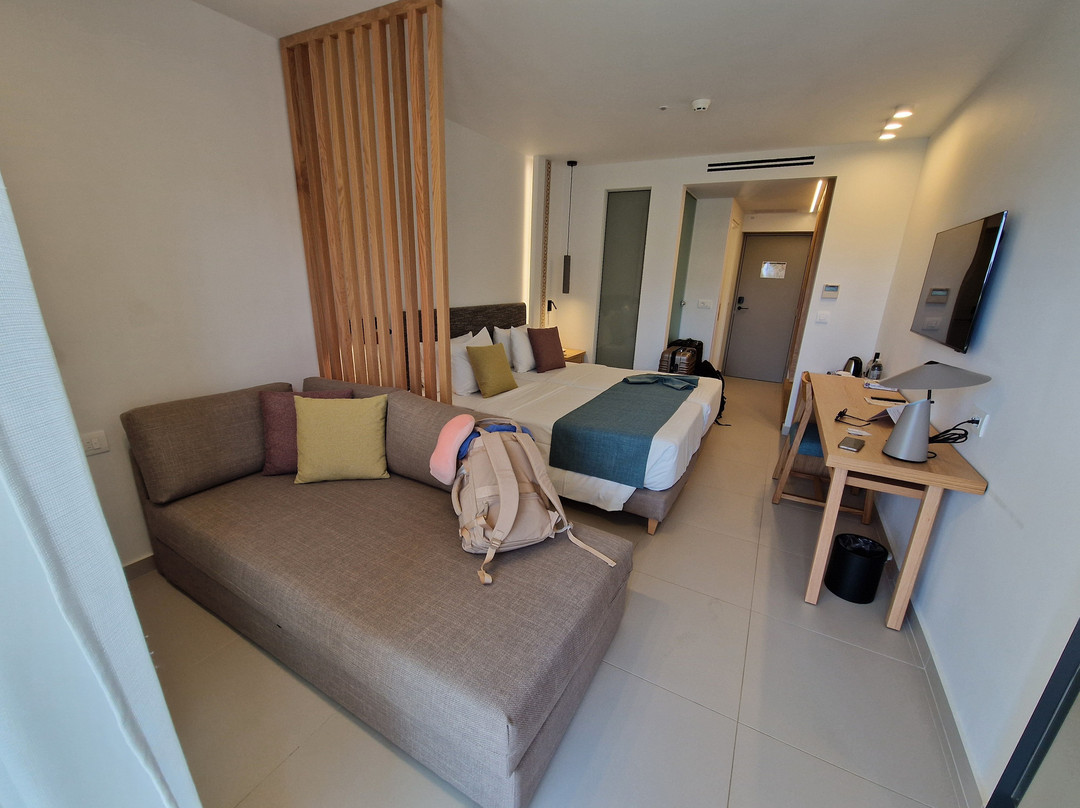 Anissa Beach & Village Hotel主图