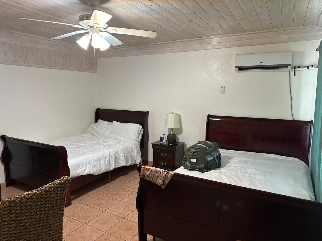 Island Breezes主图