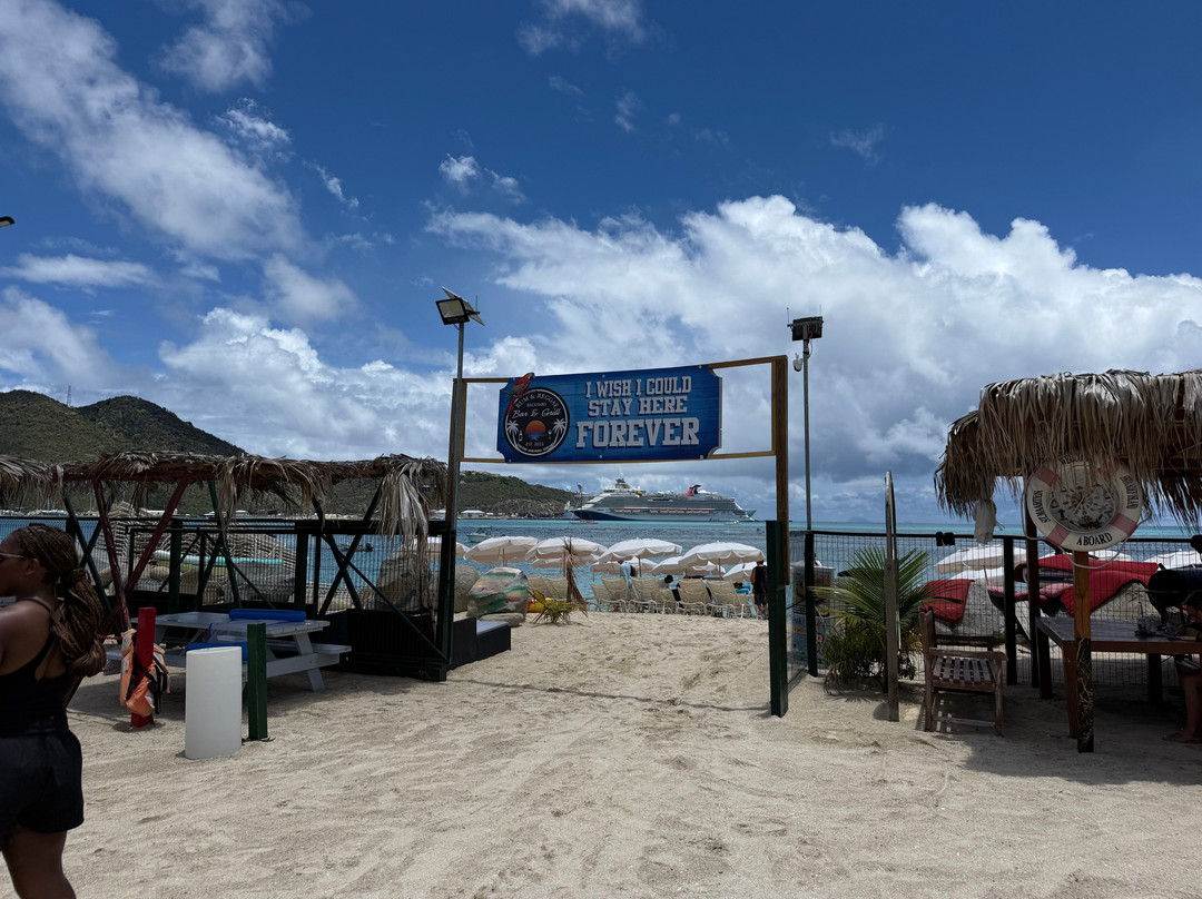 Blue Bubbles Sports & Tours-菲利普斯堡必去景点