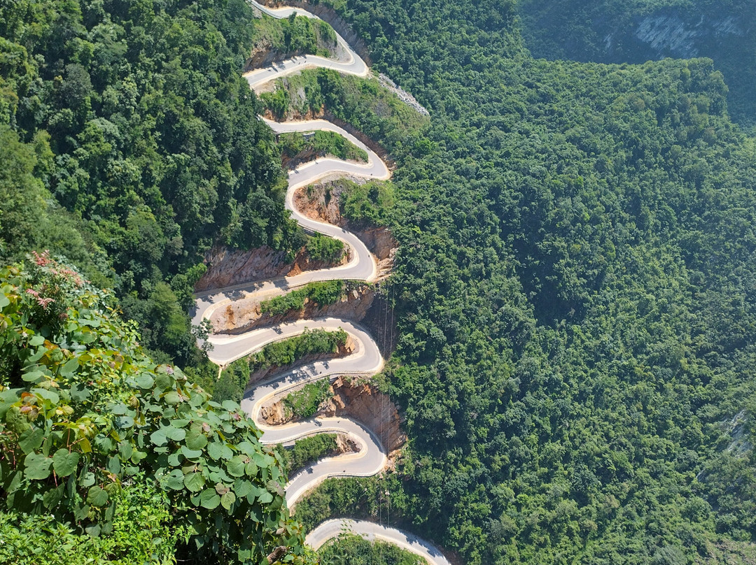 Lucky Bastard Motorcycle Tours-芽庄必去景点