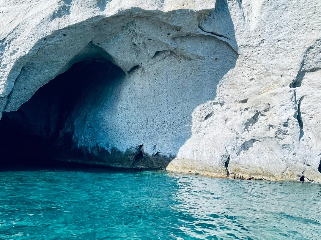 Nereides Cruises - Rent a Boat-Provatas必去景点
